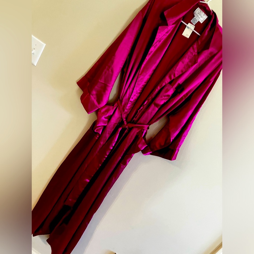 1980’s Faye Pink Silky Robe Hollywood Glam